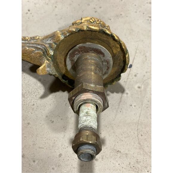 Antique Wagner Gilt Bronze Acanthus Faucet Sink - Picture 4 of 7